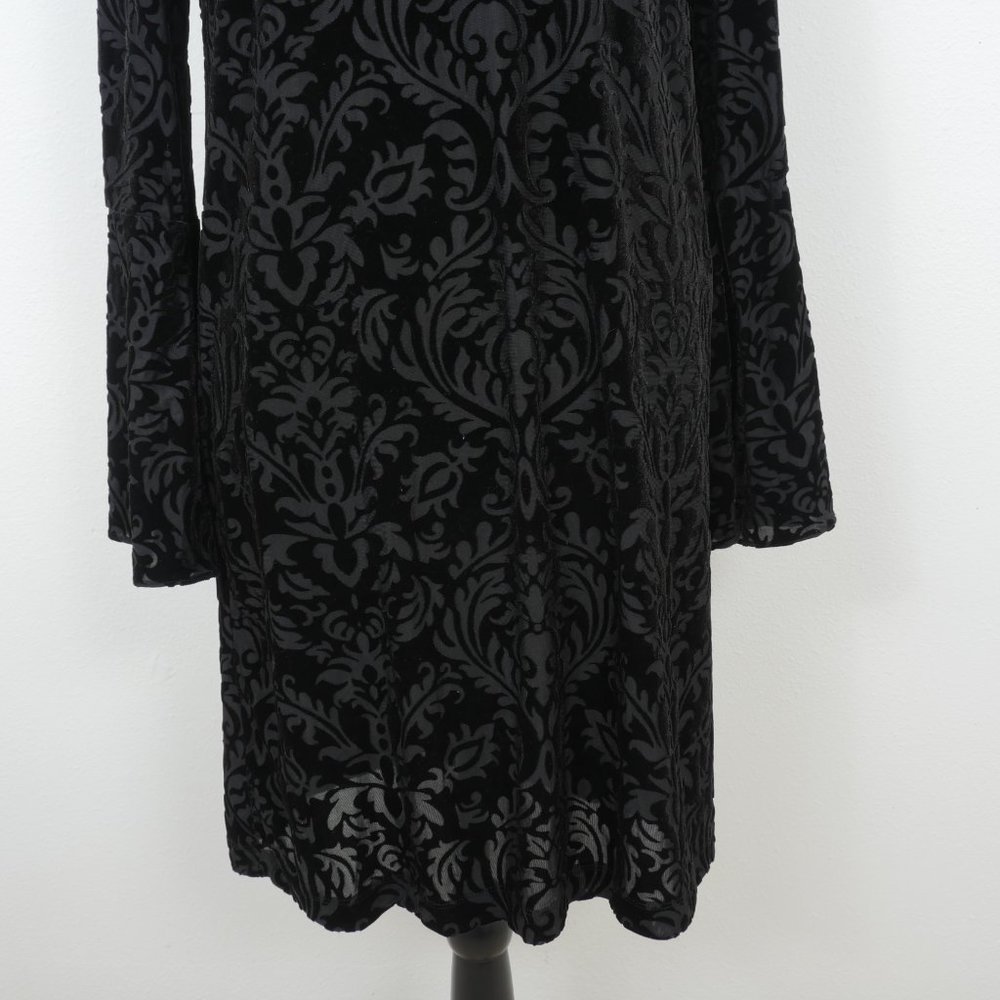 ECI Black Velvet Floral Embossed Long Bell Sleeve Size Medium Shift Dress - Picture 4 of 11